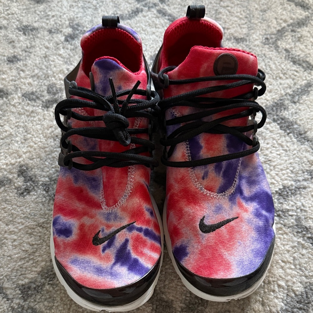 Nike Men’s Air Presto University - Red  TieDye Sneakers